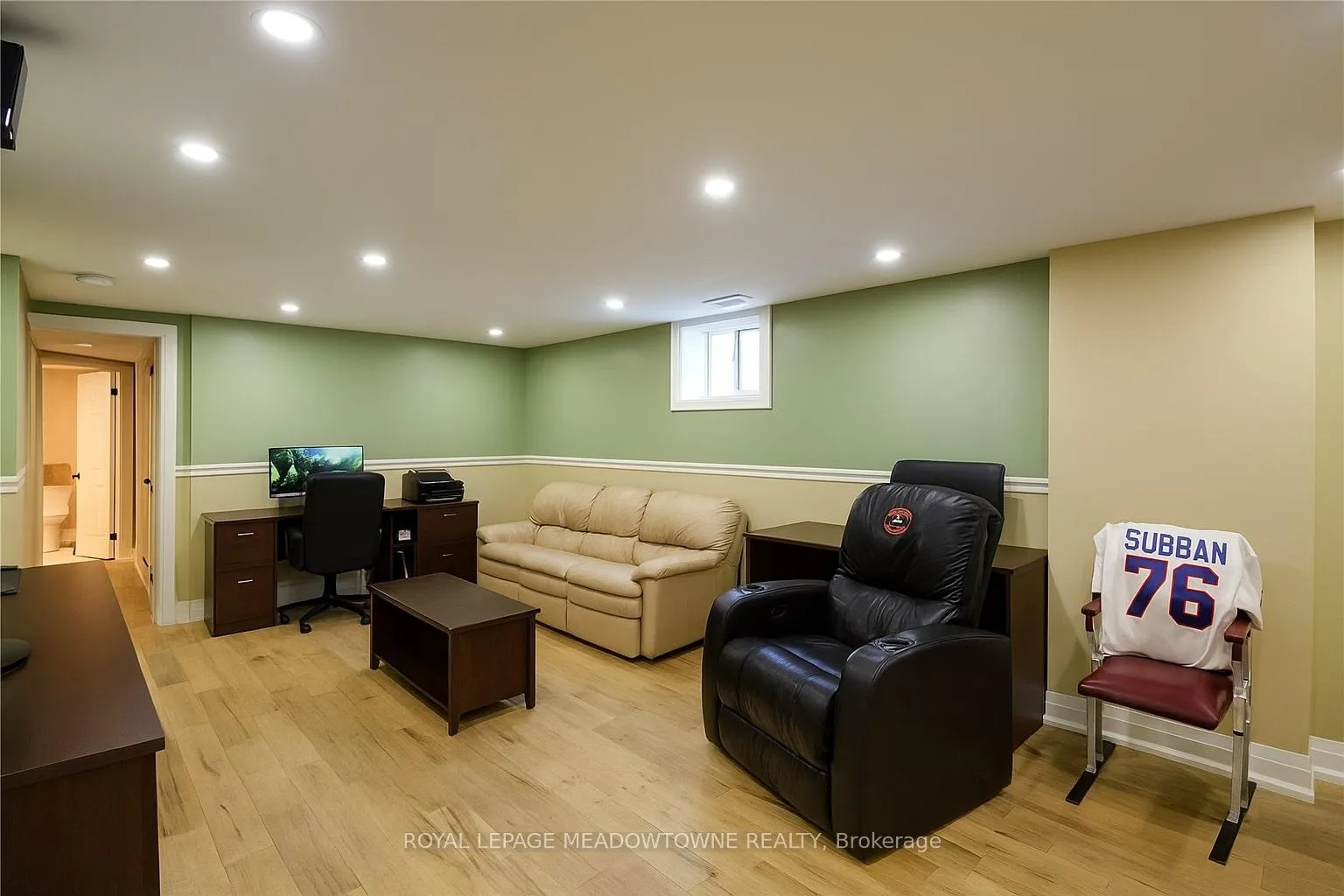 Photo 3 of 1149 Stanley Drive, Burlington, Mountainside — HOMEH