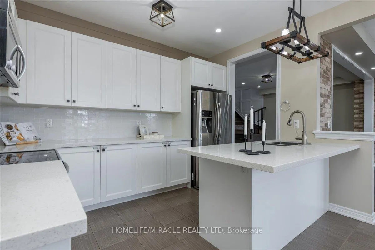 Photo 11 of 30 Michaelis Street, New Tecumseth, Alliston — HOMEH