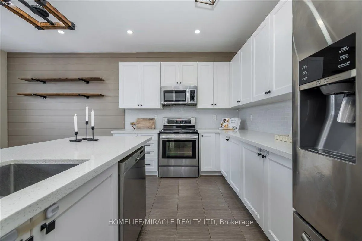 Photo 12 of 30 Michaelis Street, New Tecumseth, Alliston — HOMEH