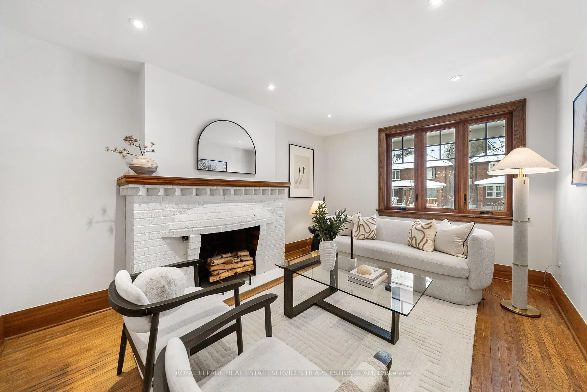 Photo 4 of 680 Hillsdale Avenue E, Toronto, Mount Pleasant East — HOMEH