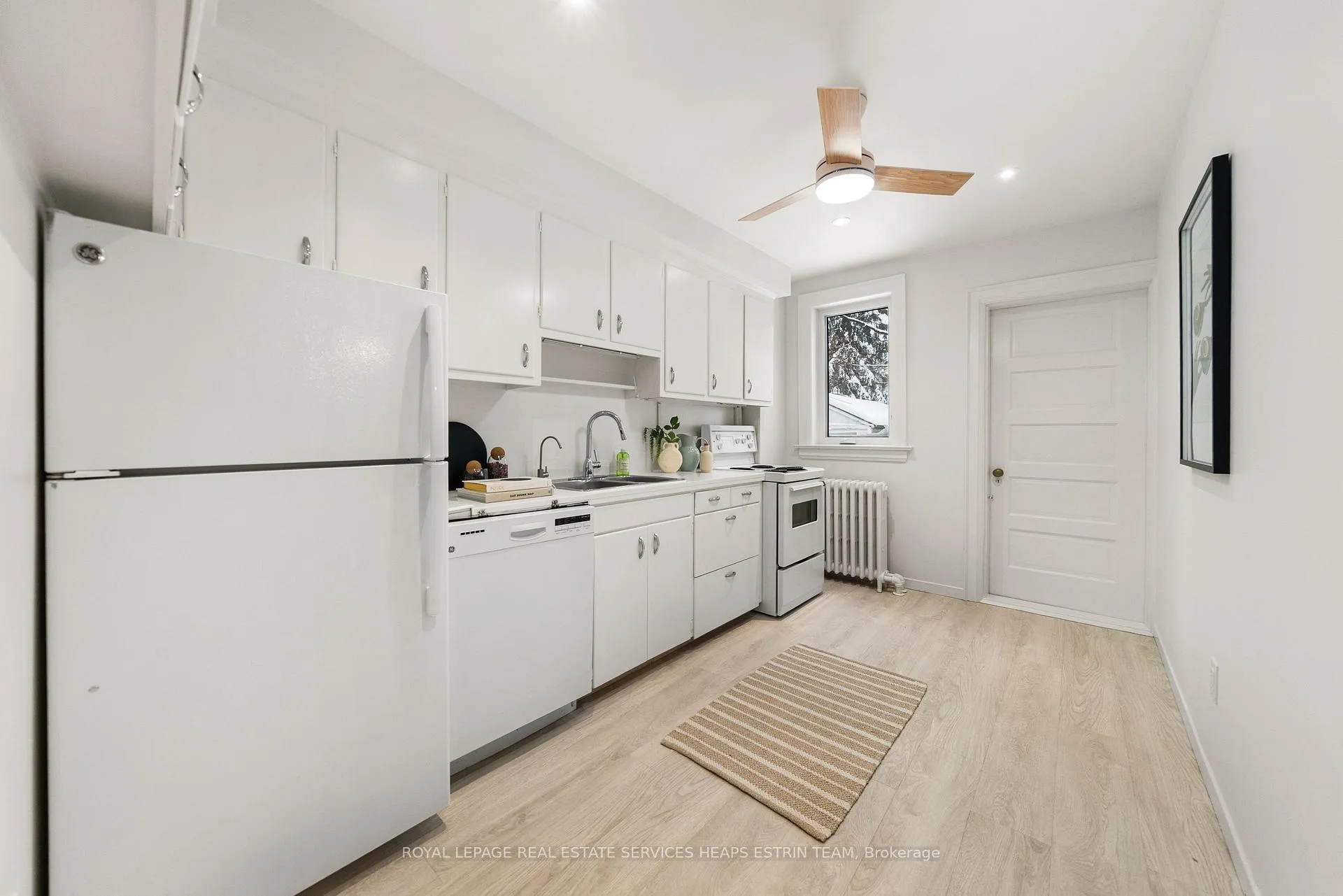 Photo 9 of 680 Hillsdale Avenue E, Toronto, Mount Pleasant East — HOMEH