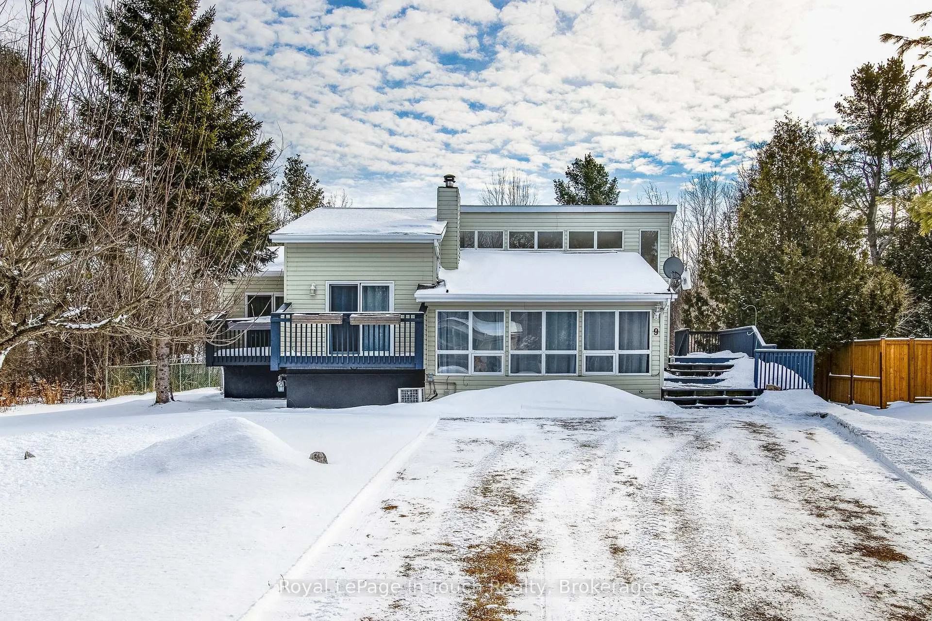 Photo 8 of 9 Davis Drive, Tay, Victoria Harbour — HOMEH