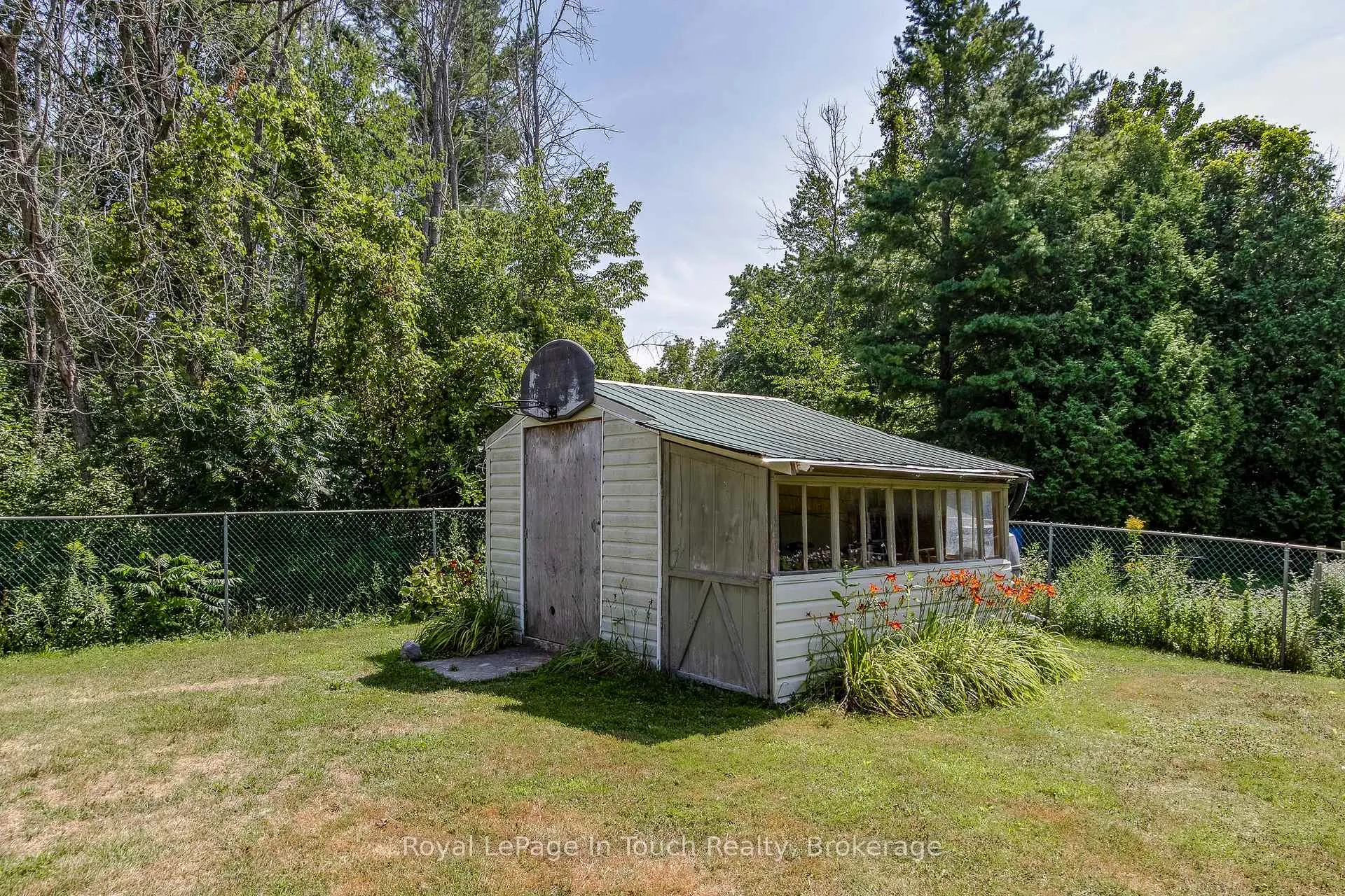 Photo 35 of 9 Davis Drive, Tay, Victoria Harbour — HOMEH