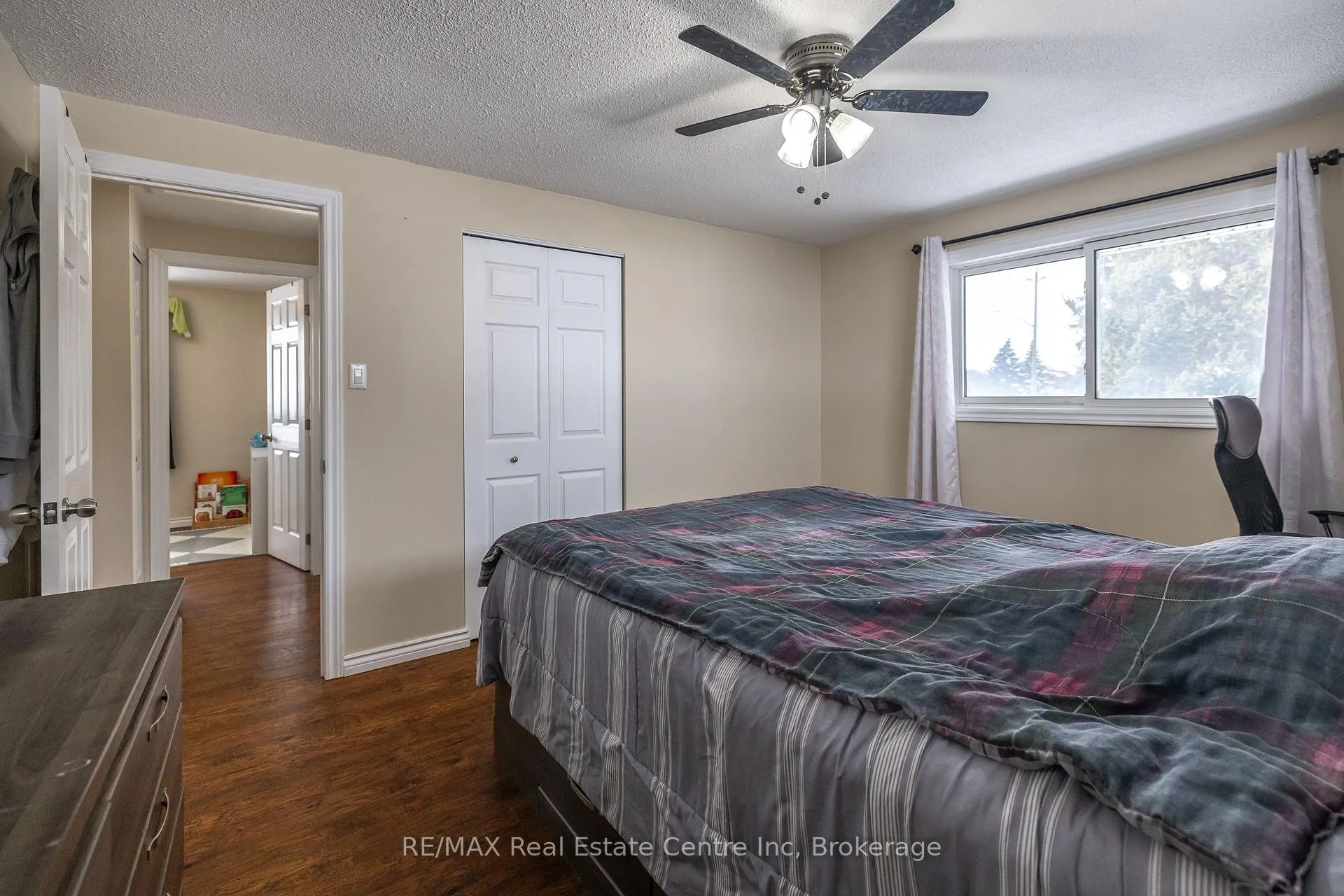 Photo 23 of 461 Strasburg Road, Kitchener, Alpine — HOMEH
