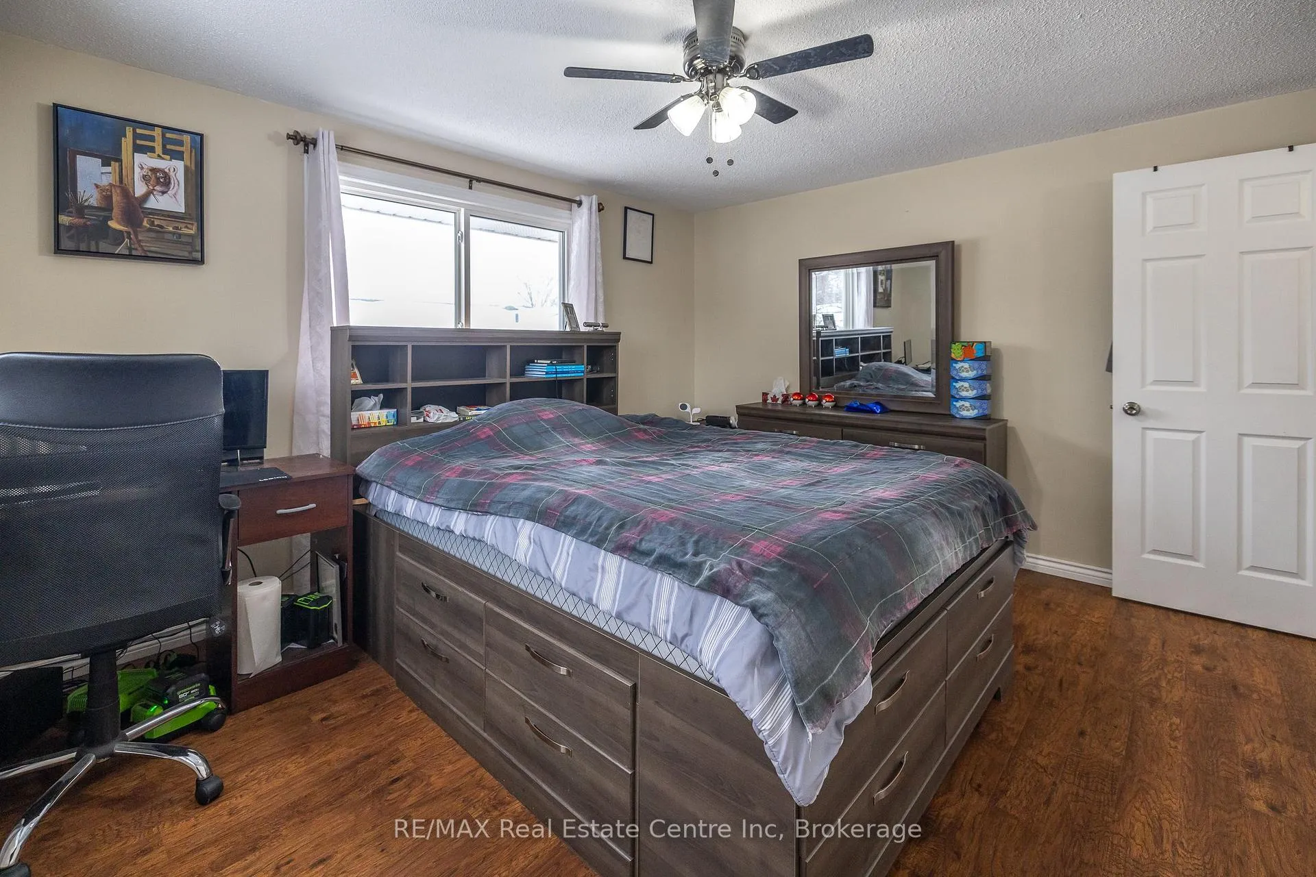 Photo 24 of 461 Strasburg Road, Kitchener, Alpine — HOMEH