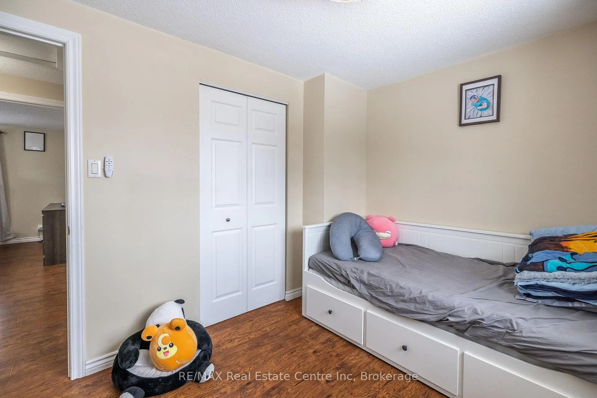 Photo 28 of 461 Strasburg Road, Kitchener, Alpine — HOMEH