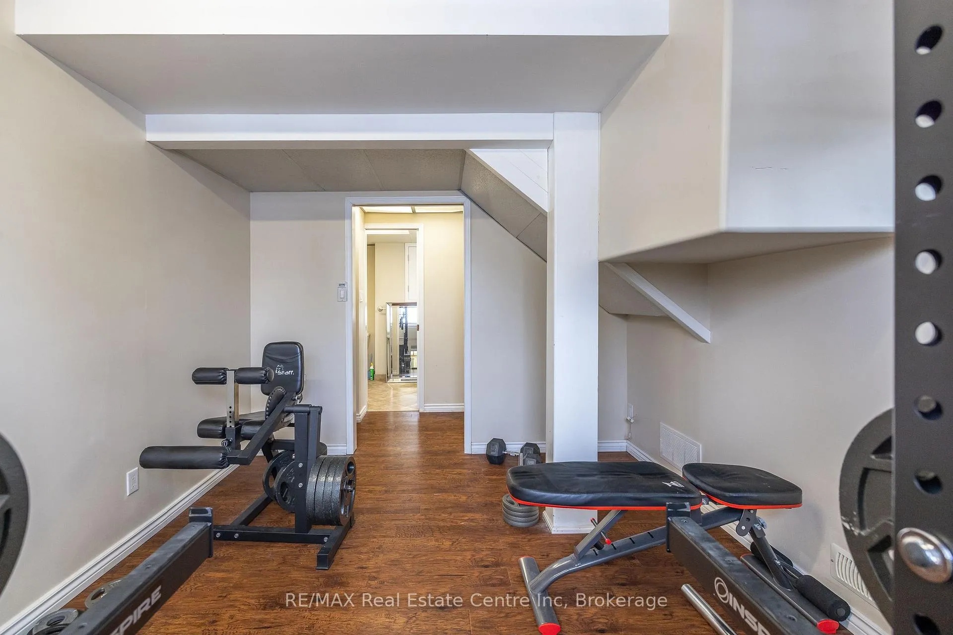Photo 32 of 461 Strasburg Road, Kitchener, Alpine — HOMEH