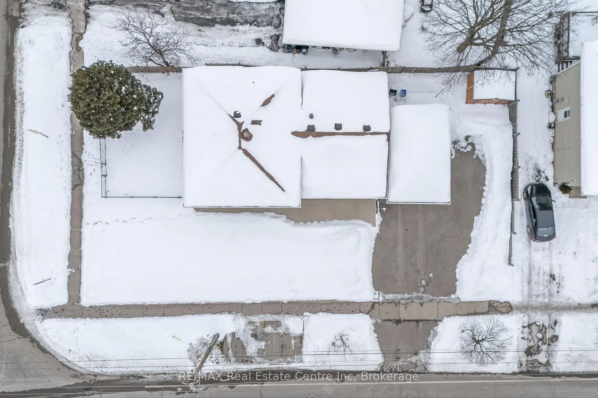Photo 40 of 461 Strasburg Road, Kitchener, Alpine — HOMEH