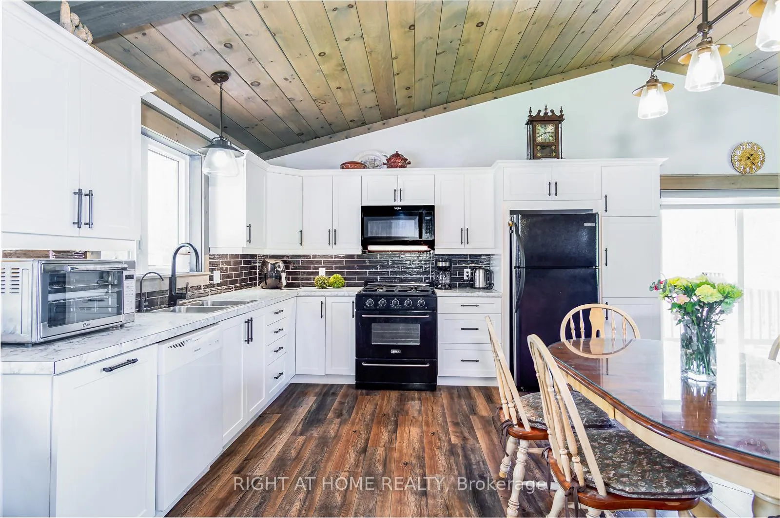 Photo 10 of 452A Coldwater Road, Tweed, Hungerford (Twp) — HOMEH