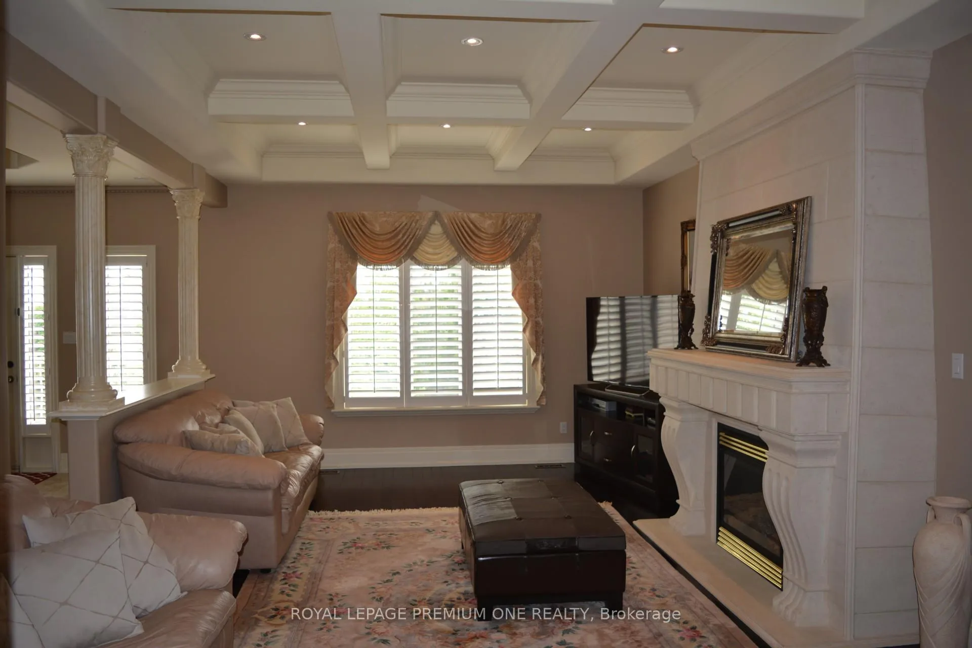 Photo 9 of 15 Frini Court, Vaughan, Islington Woods — HOMEH