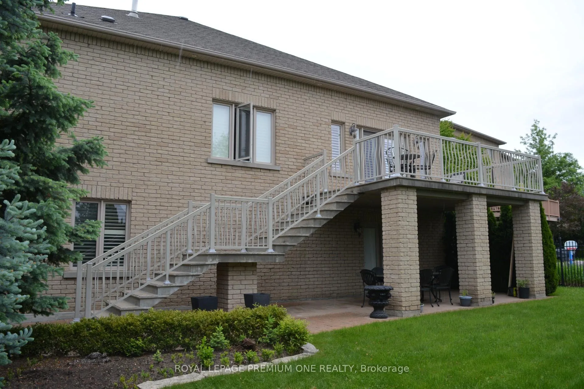 Photo 16 of 15 Frini Court, Vaughan, Islington Woods — HOMEH