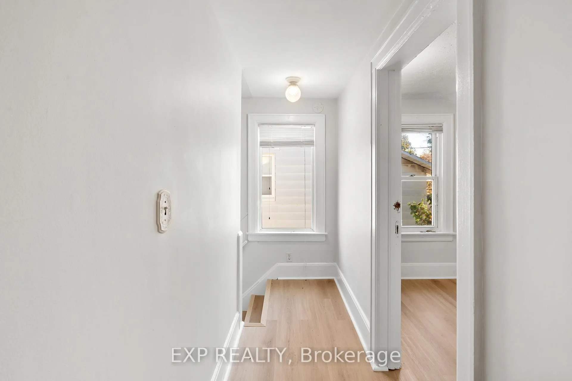 Photo 13 of 467 Grove Avenue, Windsor — HOMEH