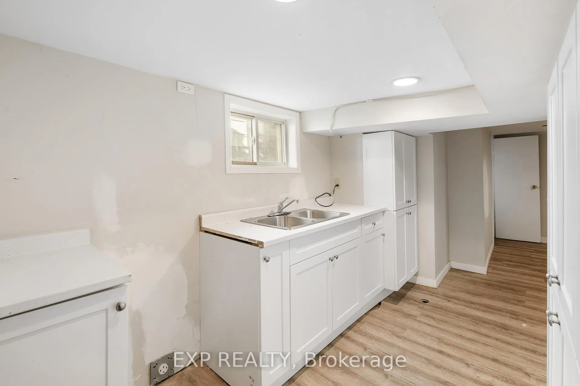 Photo 39 of 467 Grove Avenue, Windsor — HOMEH