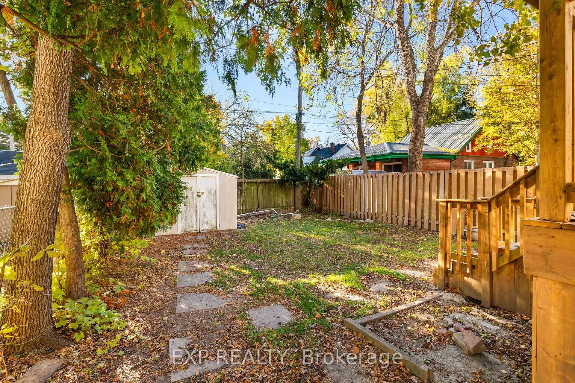 Photo 40 of 467 Grove Avenue, Windsor — HOMEH
