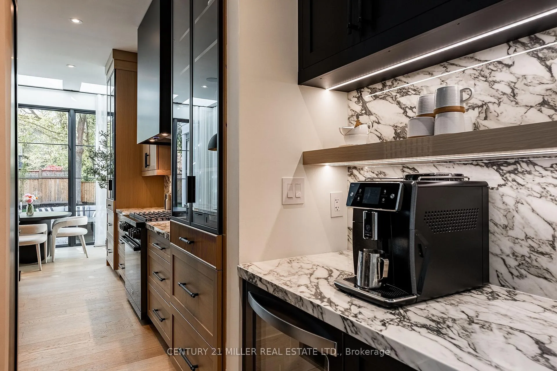 Photo 6 of 331 Macdonald Road, Oakville, Old Oakville — HOMEH