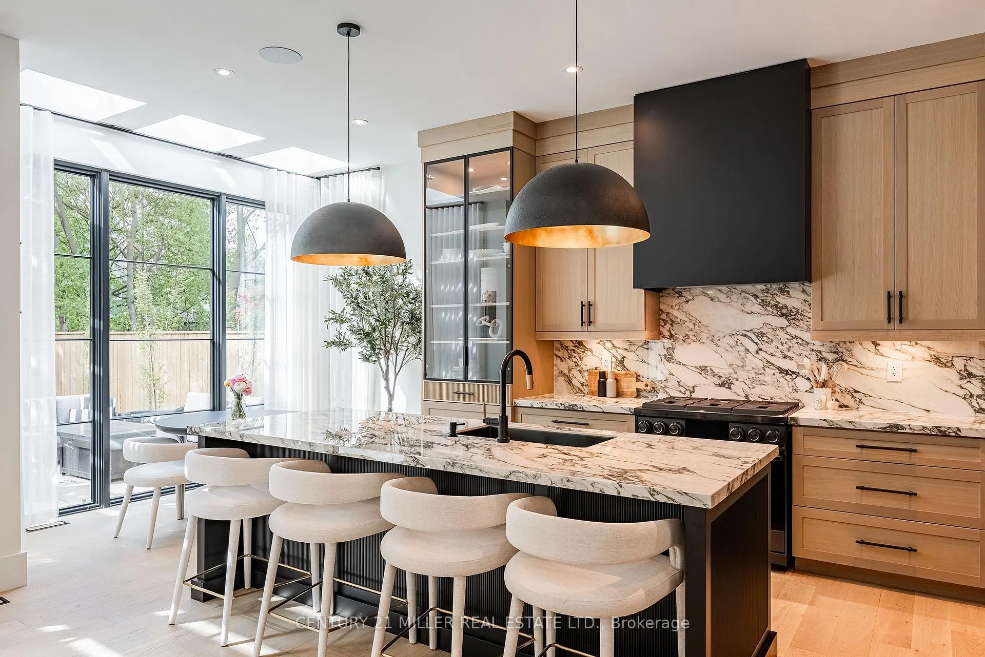 Photo 9 of 331 Macdonald Road, Oakville, Old Oakville — HOMEH