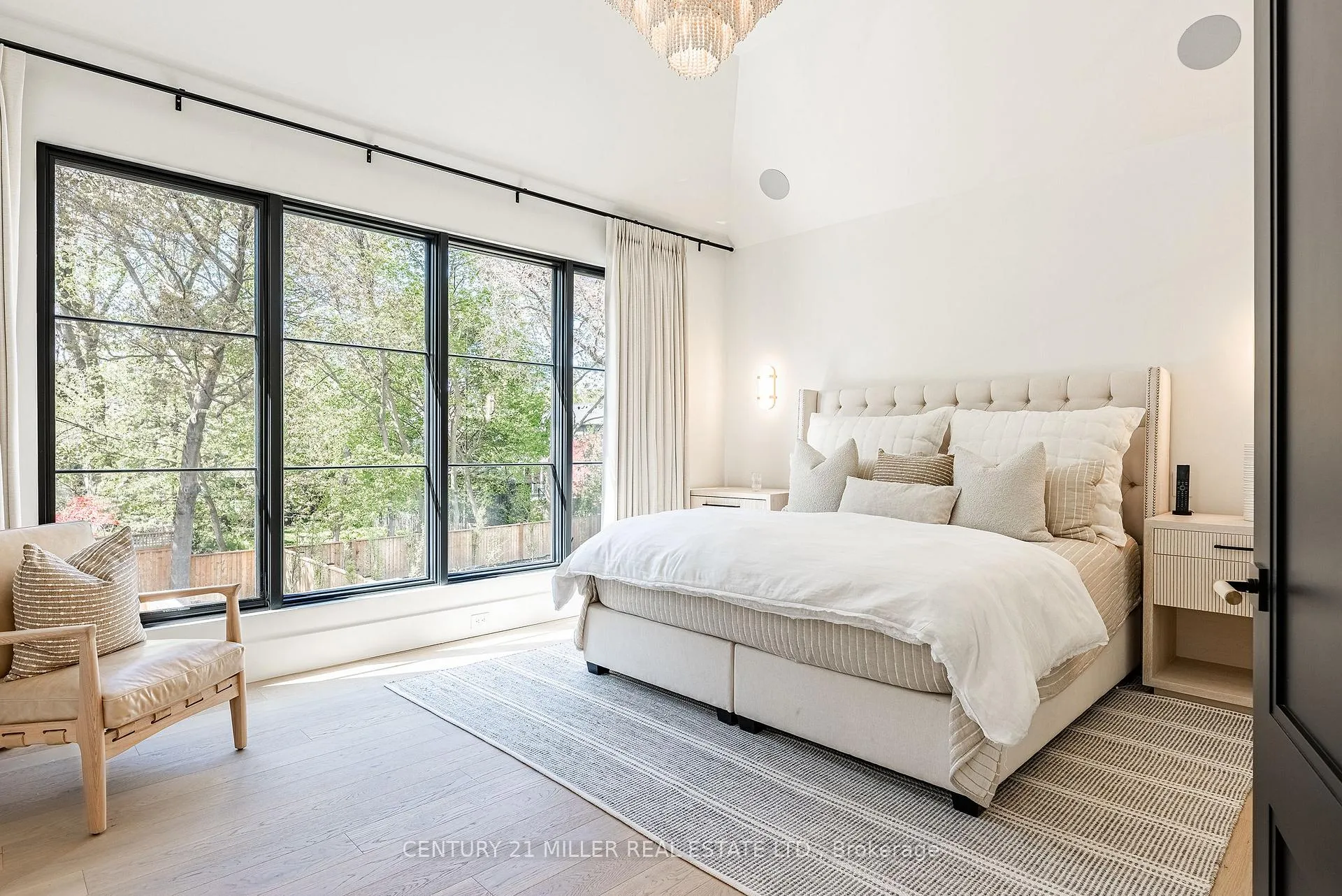 Photo 15 of 331 Macdonald Road, Oakville, Old Oakville — HOMEH