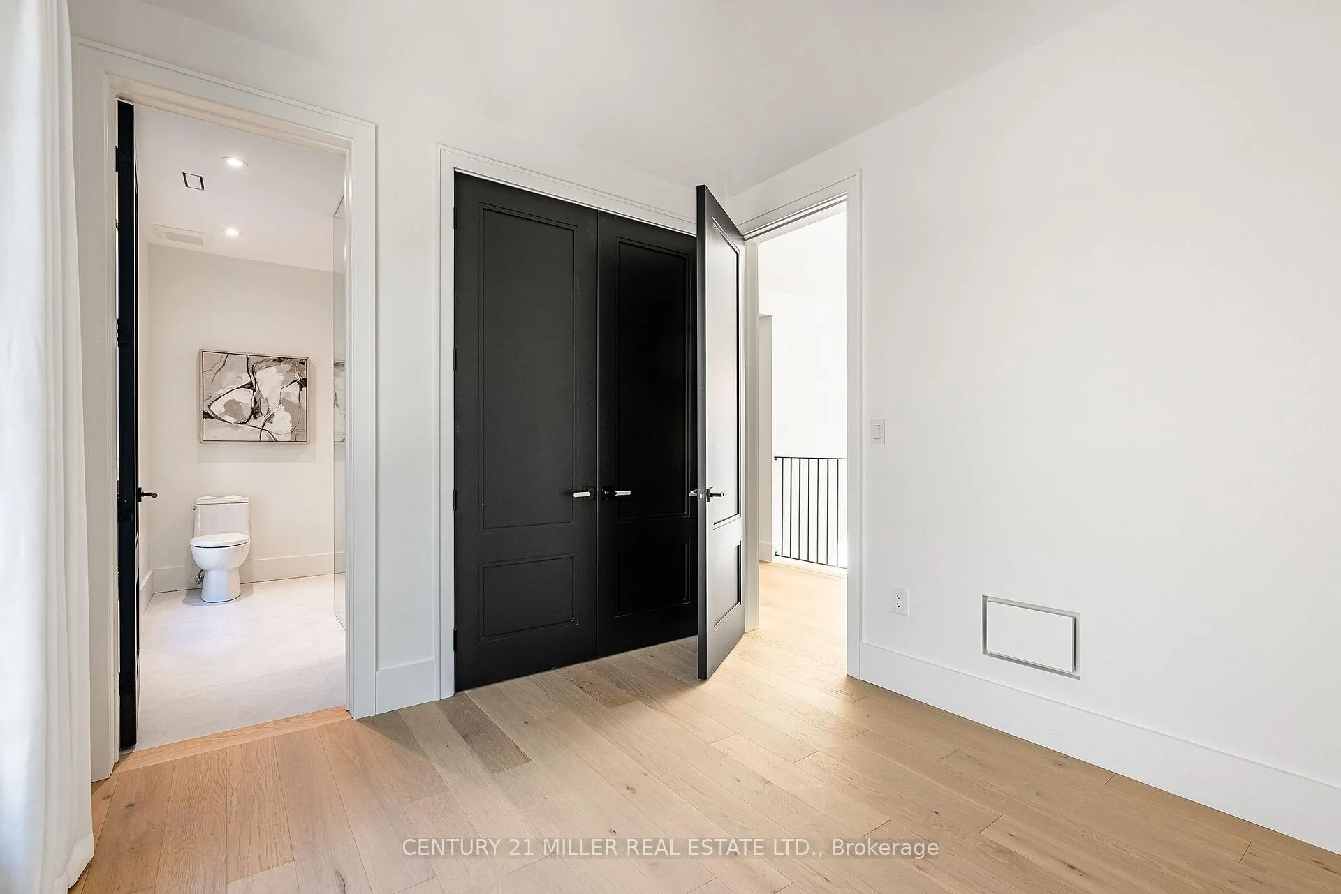 Photo 23 of 331 Macdonald Road, Oakville, Old Oakville — HOMEH