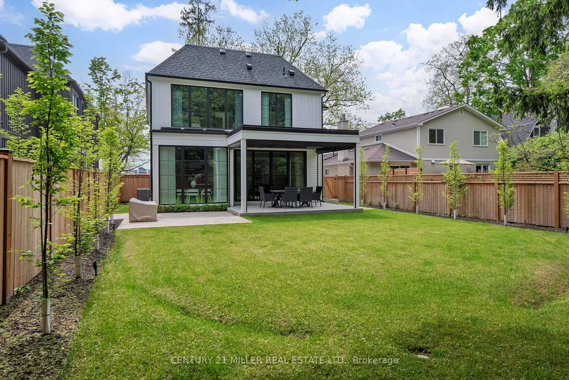 Photo 35 of 331 Macdonald Road, Oakville, Old Oakville — HOMEH