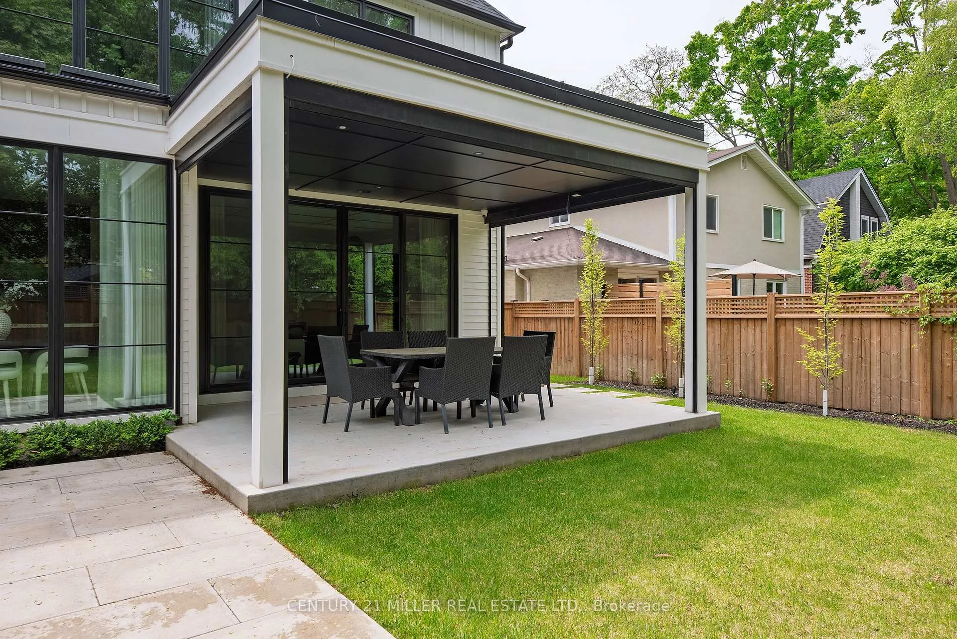 Photo 36 of 331 Macdonald Road, Oakville, Old Oakville — HOMEH