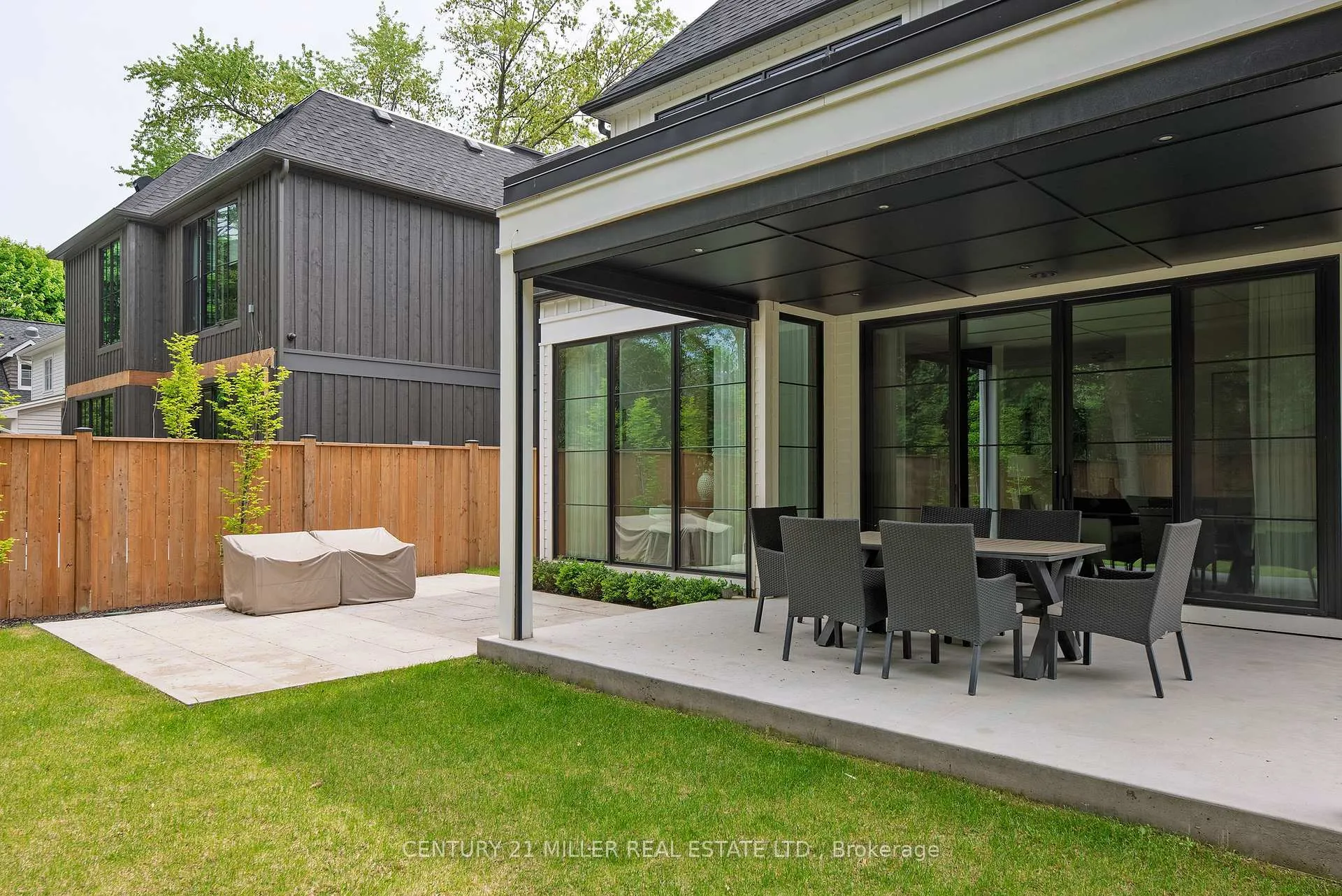 Photo 37 of 331 Macdonald Road, Oakville, Old Oakville — HOMEH