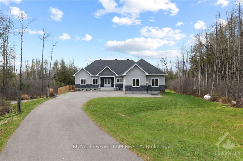 Photo 1 of 875 Deertail Lane, Ottawa, Huntley Ward (North West) — HOMEH