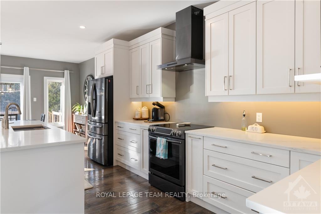 Photo 11 of 875 Deertail Lane, Ottawa, Huntley Ward (North West) — HOMEH