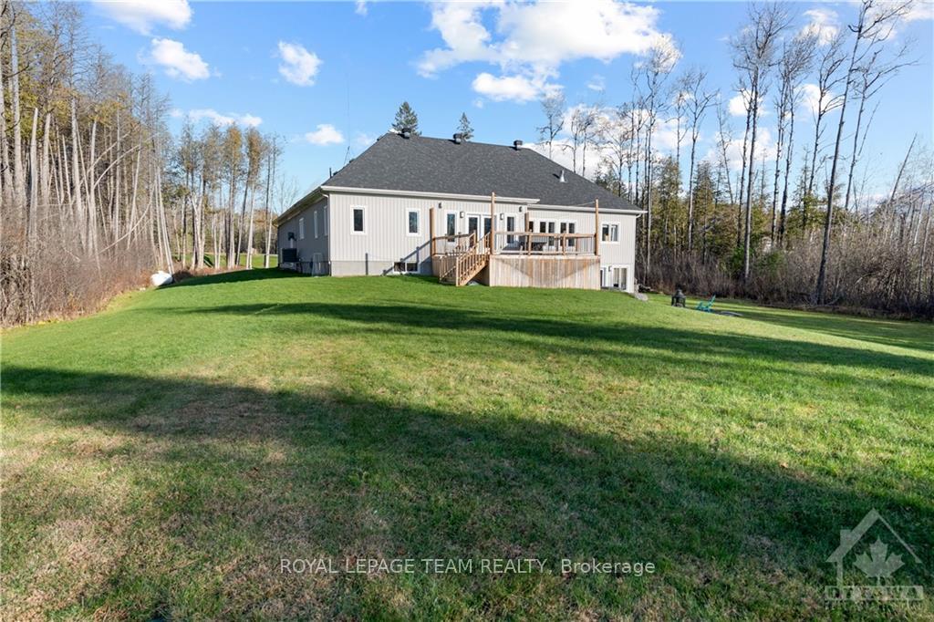 Photo 27 of 875 Deertail Lane, Ottawa, Huntley Ward (North West) — HOMEH