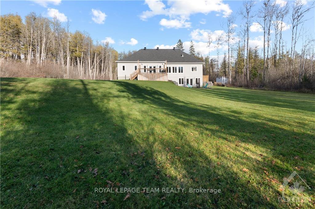 Photo 29 of 875 Deertail Lane, Ottawa, Huntley Ward (North West) — HOMEH