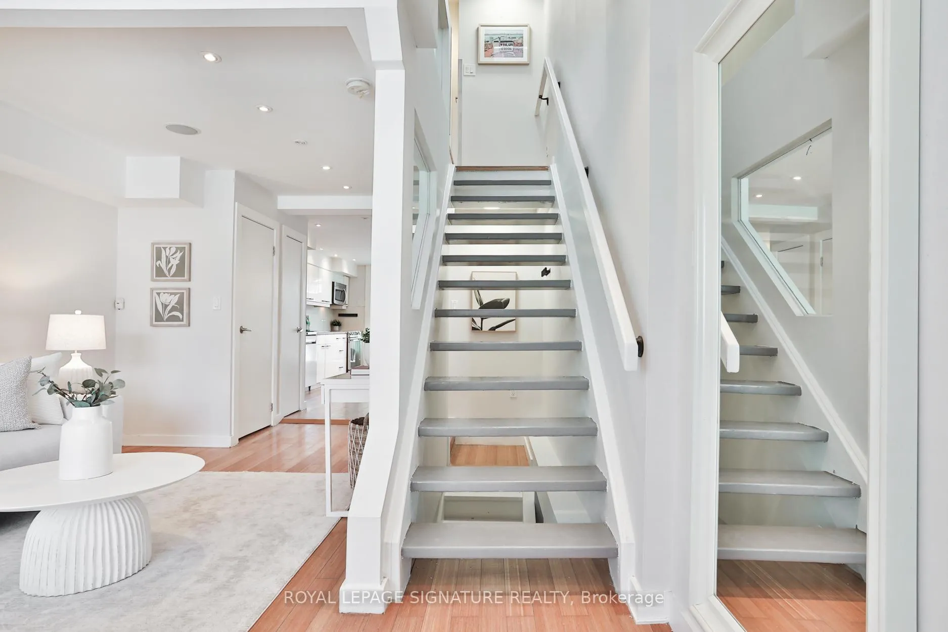 Photo 3 of 37 Rhodes Avenue, Toronto, Greenwood-Coxwell — HOMEH