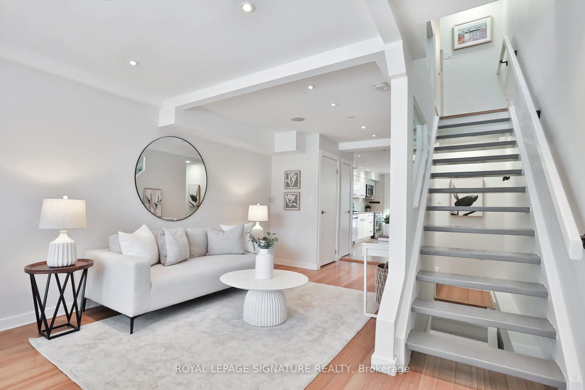 Photo 4 of 37 Rhodes Avenue, Toronto, Greenwood-Coxwell — HOMEH