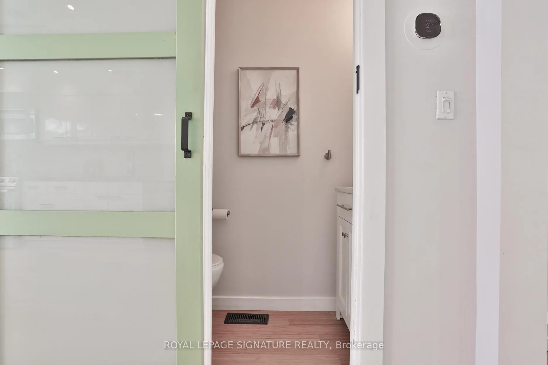 Photo 11 of 37 Rhodes Avenue, Toronto, Greenwood-Coxwell — HOMEH