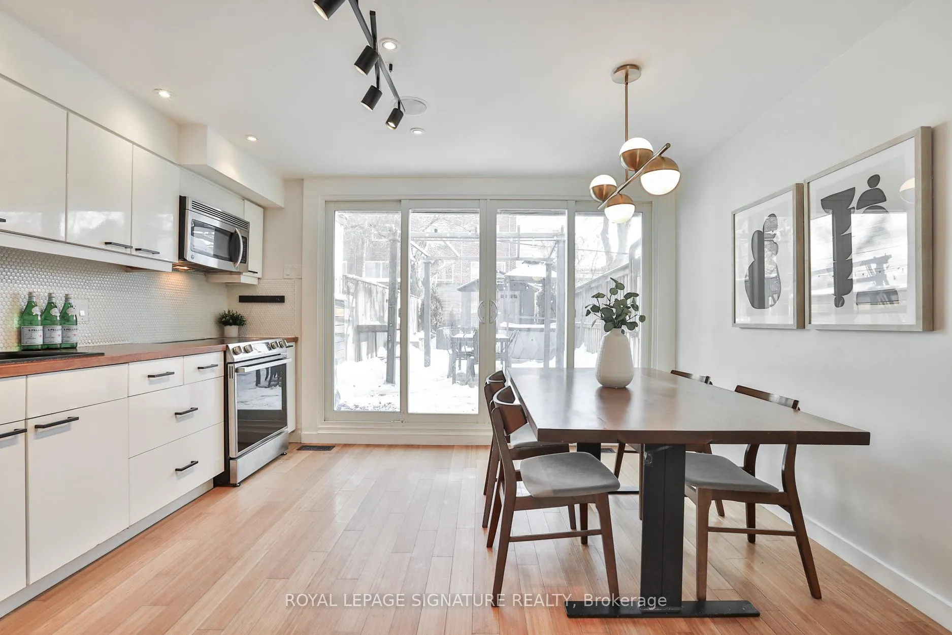 Photo 14 of 37 Rhodes Avenue, Toronto, Greenwood-Coxwell — HOMEH