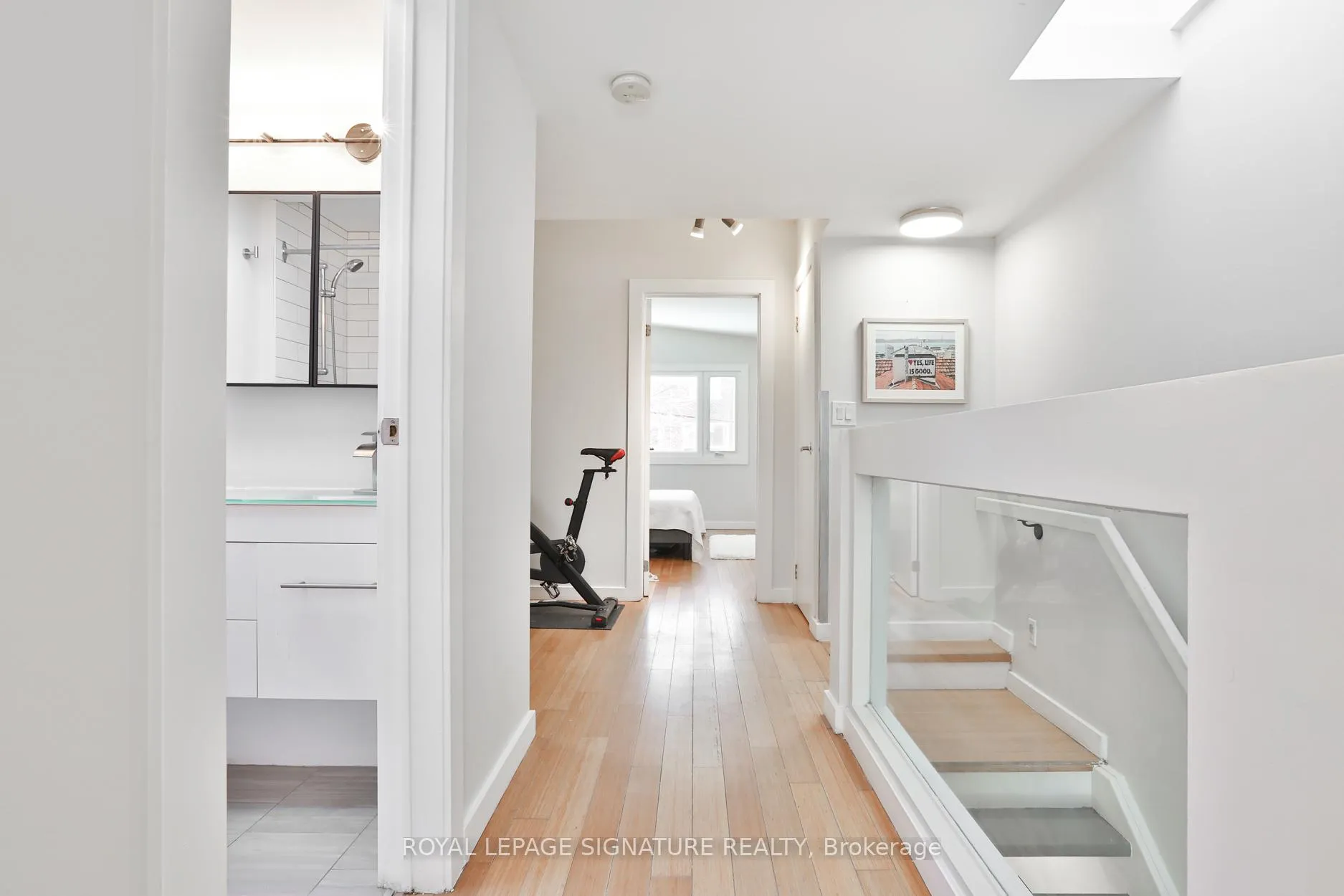 Photo 29 of 37 Rhodes Avenue, Toronto, Greenwood-Coxwell — HOMEH