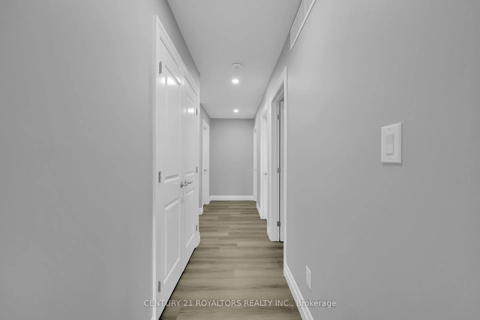 Photo 26 of 98 Warwick Drive, Chatham-Kent, Chatham — HOMEH