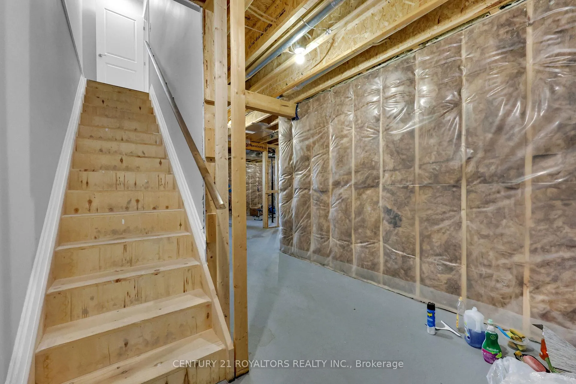 Photo 27 of 98 Warwick Drive, Chatham-Kent, Chatham — HOMEH