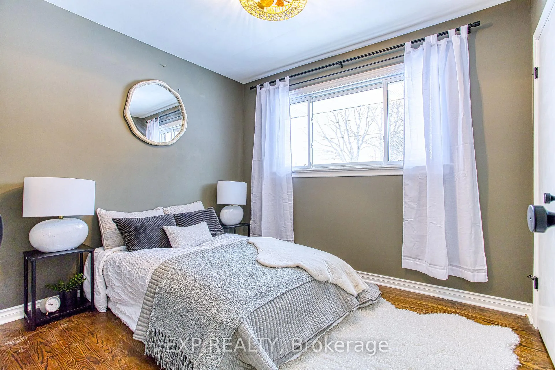 Photo 18 of 111 Leitch Drive, Grimsby, Grimsby East — HOMEH
