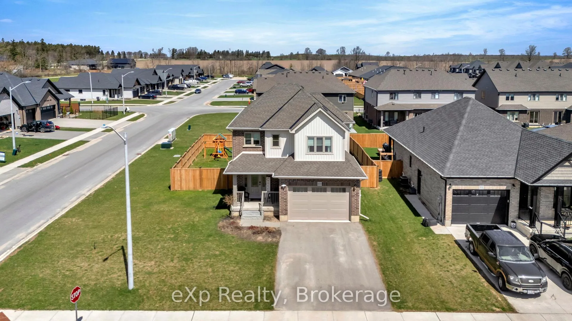 Photo 2 of 100 Emerson Way, West Grey — HOMEH