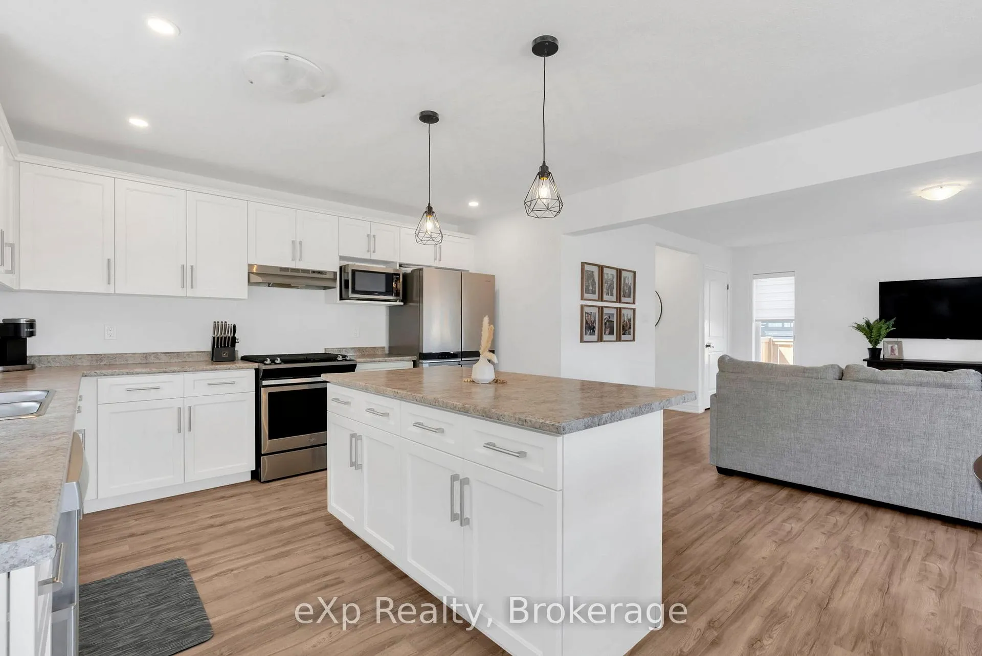 Photo 18 of 100 Emerson Way, West Grey — HOMEH