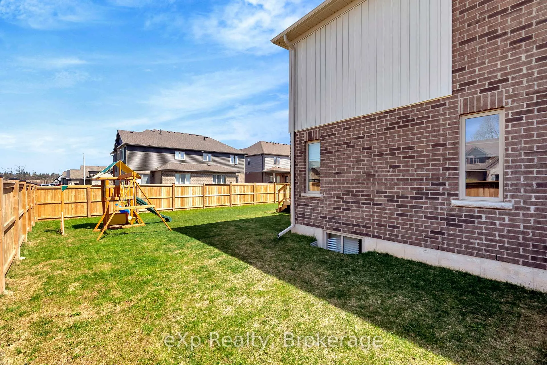 Photo 43 of 100 Emerson Way, West Grey — HOMEH