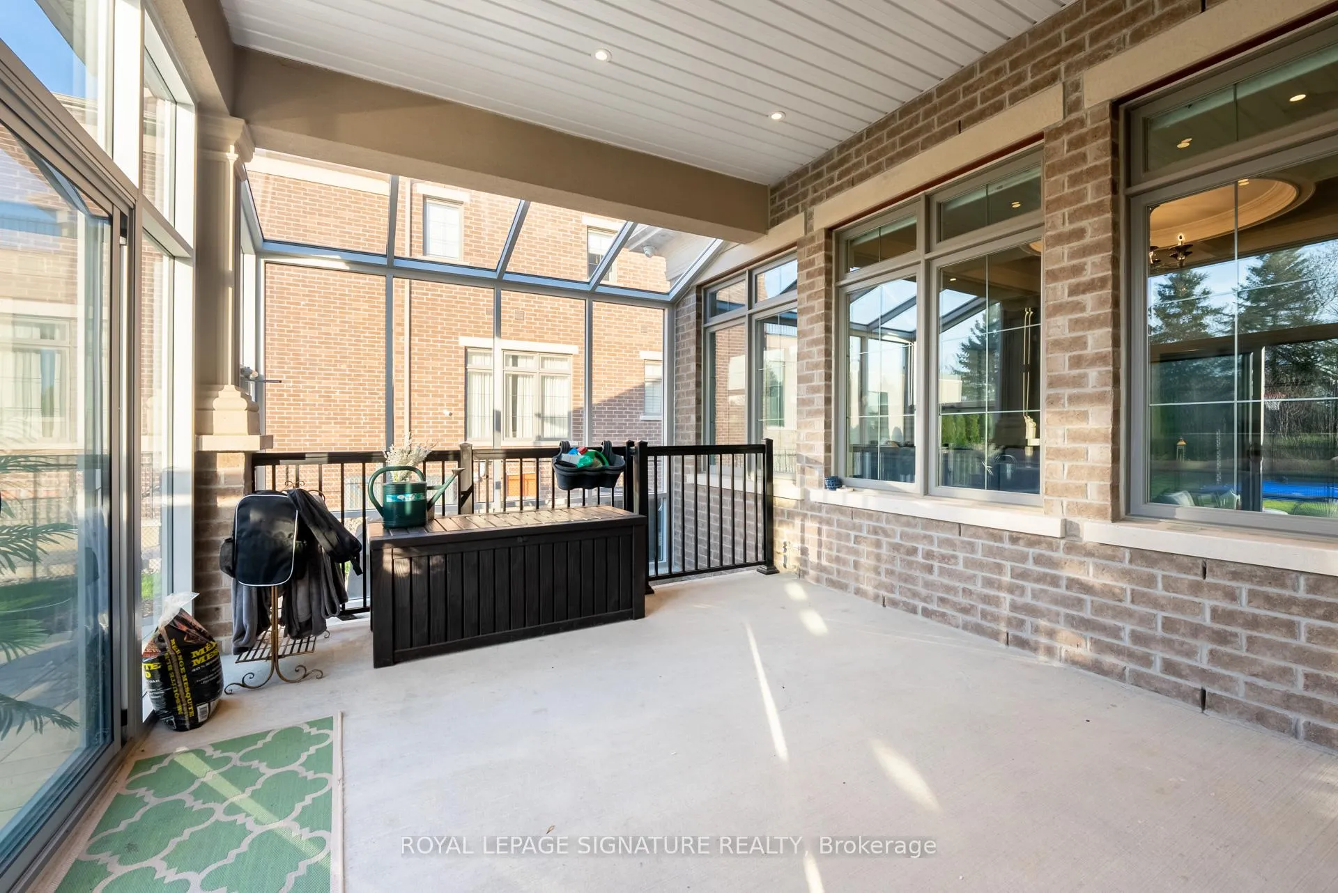 Photo 18 of 40 James Stokes Court, King, King City — HOMEH