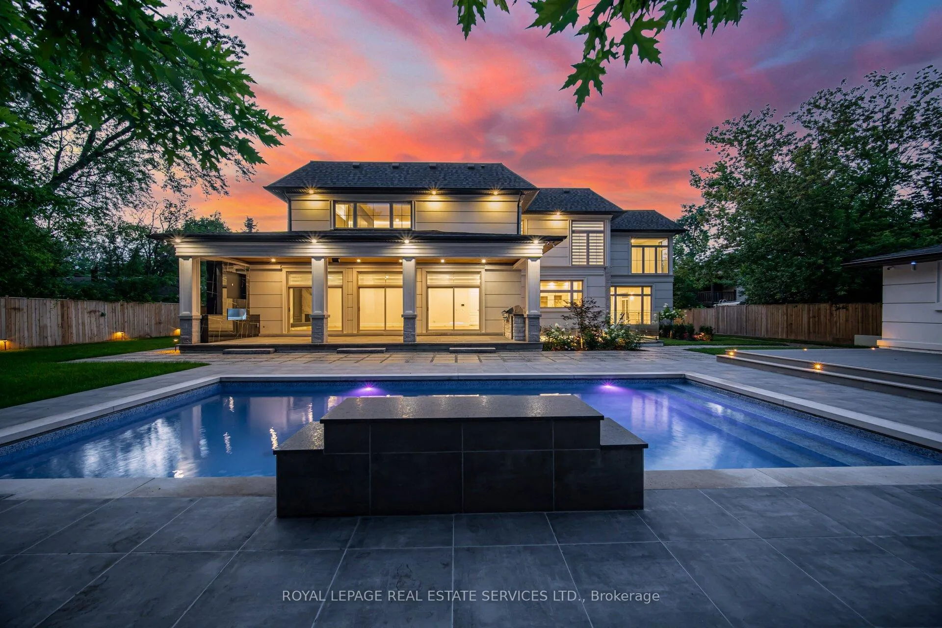 Photo 46 of 2014 Lakeshore Road W, Oakville, Bronte — HOMEH