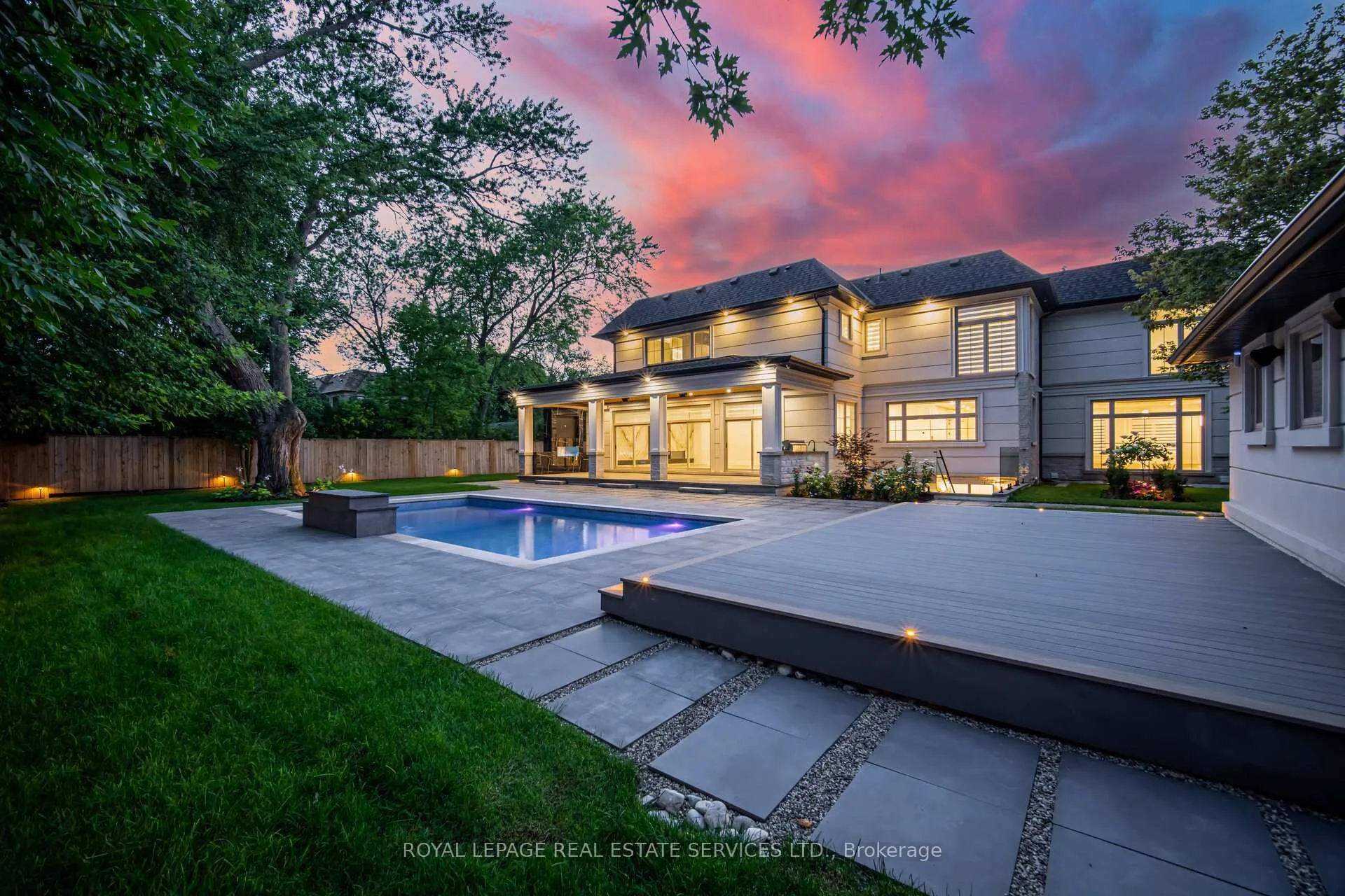 Photo 47 of 2014 Lakeshore Road W, Oakville, Bronte — HOMEH