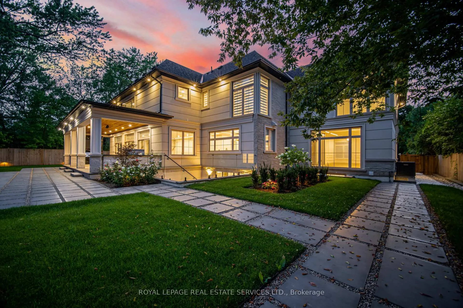 Photo 49 of 2014 Lakeshore Road W, Oakville, Bronte — HOMEH
