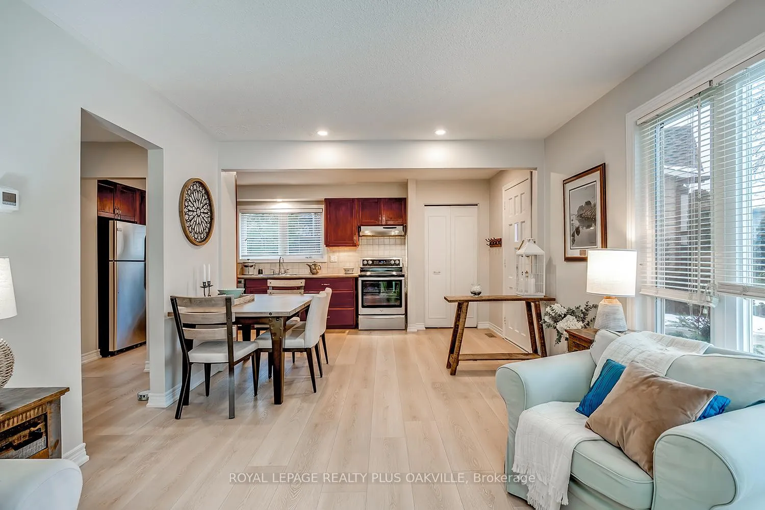 Photo 15 of 1343 Janina Boulevard, Burlington, Tyandaga — HOMEH