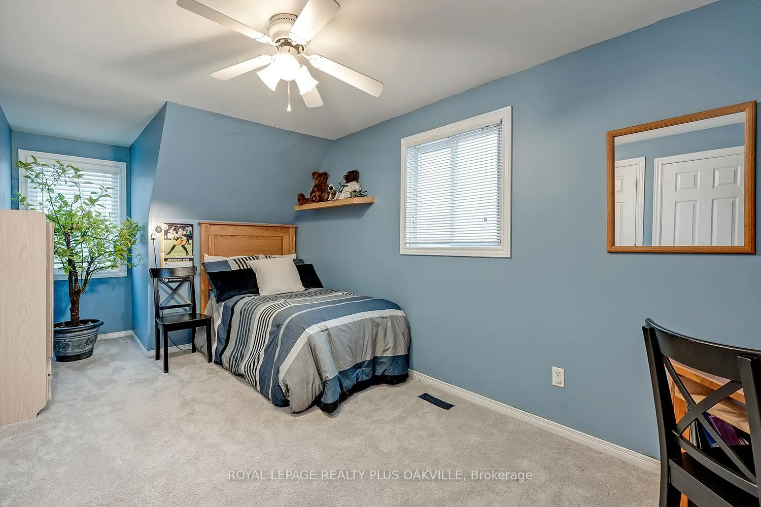Photo 24 of 1343 Janina Boulevard, Burlington, Tyandaga — HOMEH