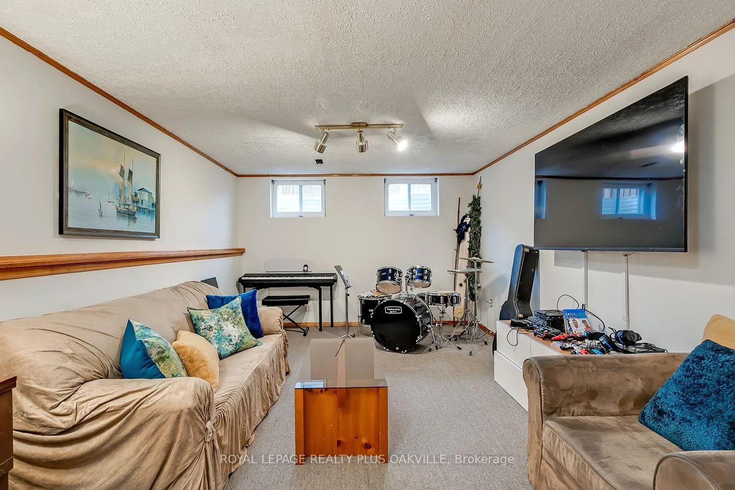 Photo 28 of 1343 Janina Boulevard, Burlington, Tyandaga — HOMEH