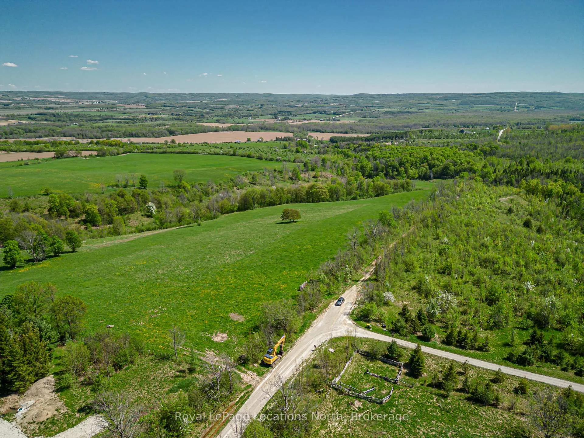 Photo 11 of 23 3rd Line D E, Grey Highlands — HOMEH