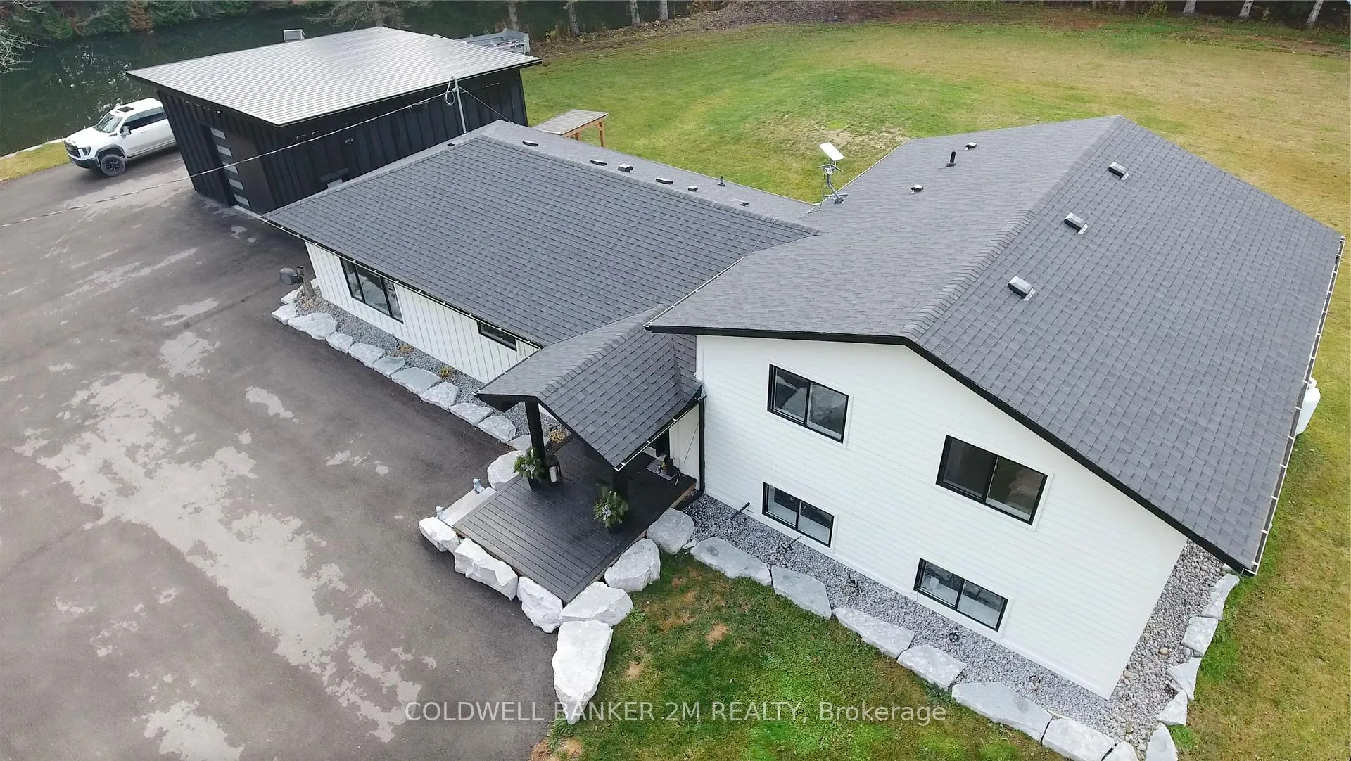 Photo 5 of 5446 Newtonville Road, Clarington, Rural Clarington — HOMEH