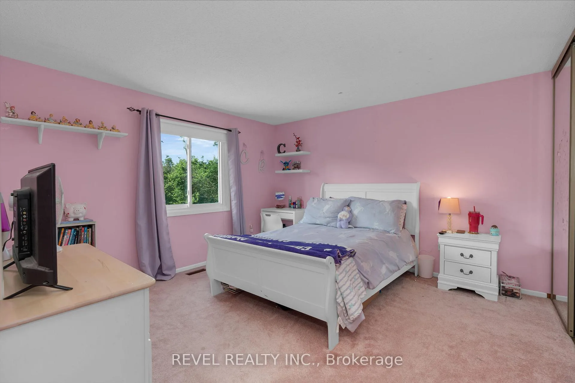 Photo 16 of 70 Lillian Crescent, Barrie, Sunnidale — HOMEH